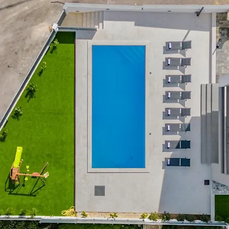 Villa Pine Pridraga