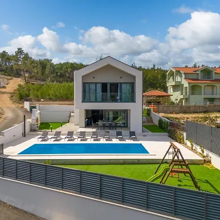 Villa Pine Pridraga